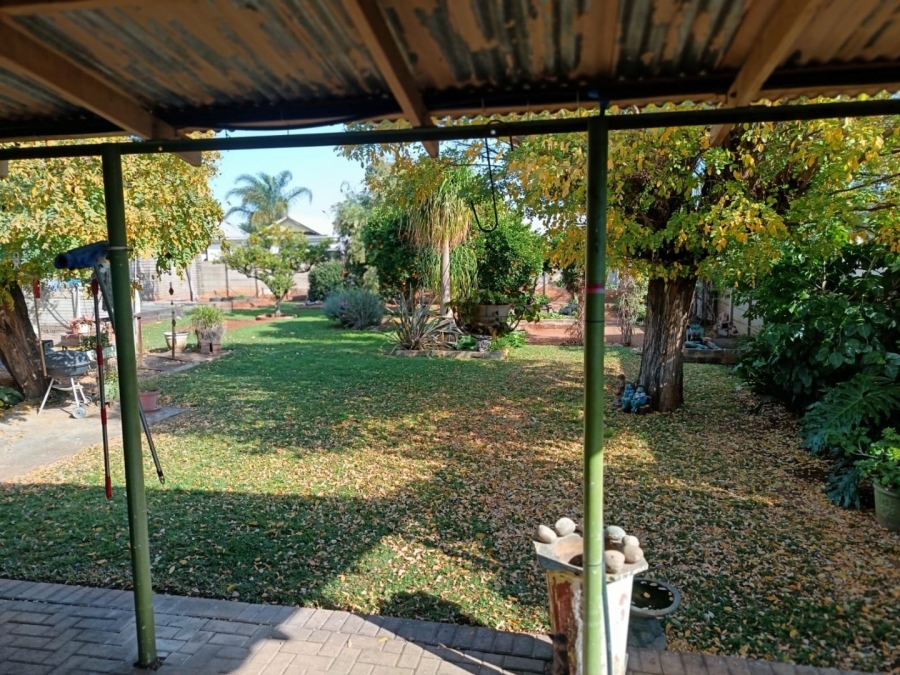 3 Bedroom Property for Sale in Verwoerdpark Northern Cape